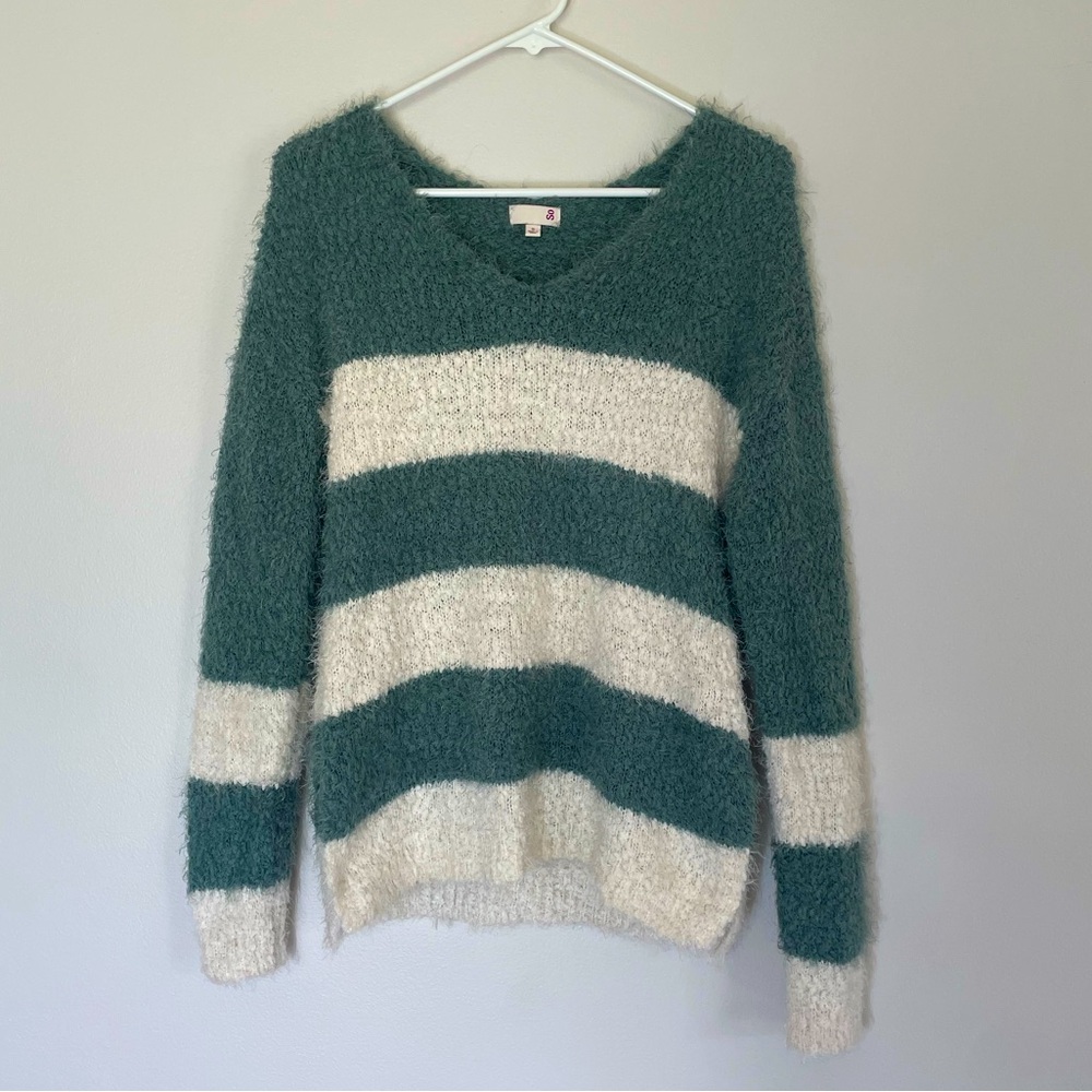 SO - Small Sweater